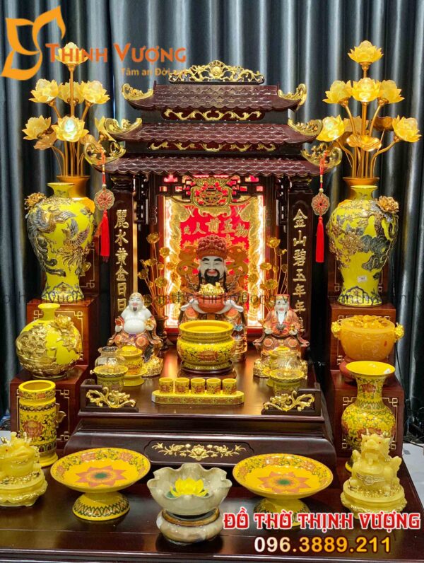 Bộ Bàn Thờ Ông Địa Bằng Gỗ Hương JinShan Set Gấm Vàng